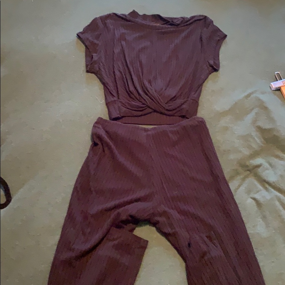 Two piece set back knit fabric pants with crop